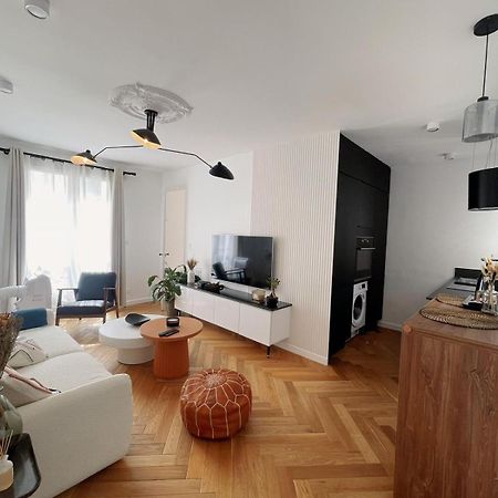 Апартаменти Exclusive Flat By Luxuio - Nearby Eiffel Tower Париж Екстер'єр фото